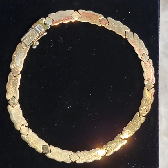 14K gold hugs and kisses xoxo bracet 8.5" long - Picture 10 of 10